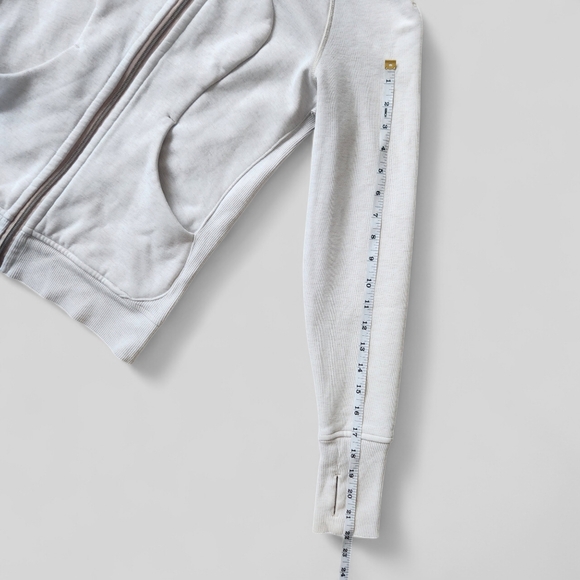 Lululemon Scuba Hoodie Cotton Fleece Heathered White Hooded Sweatshirt Sz 2 - Picture 11 of 15